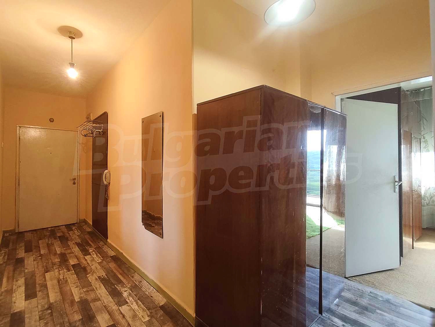 Gallery Picture 10