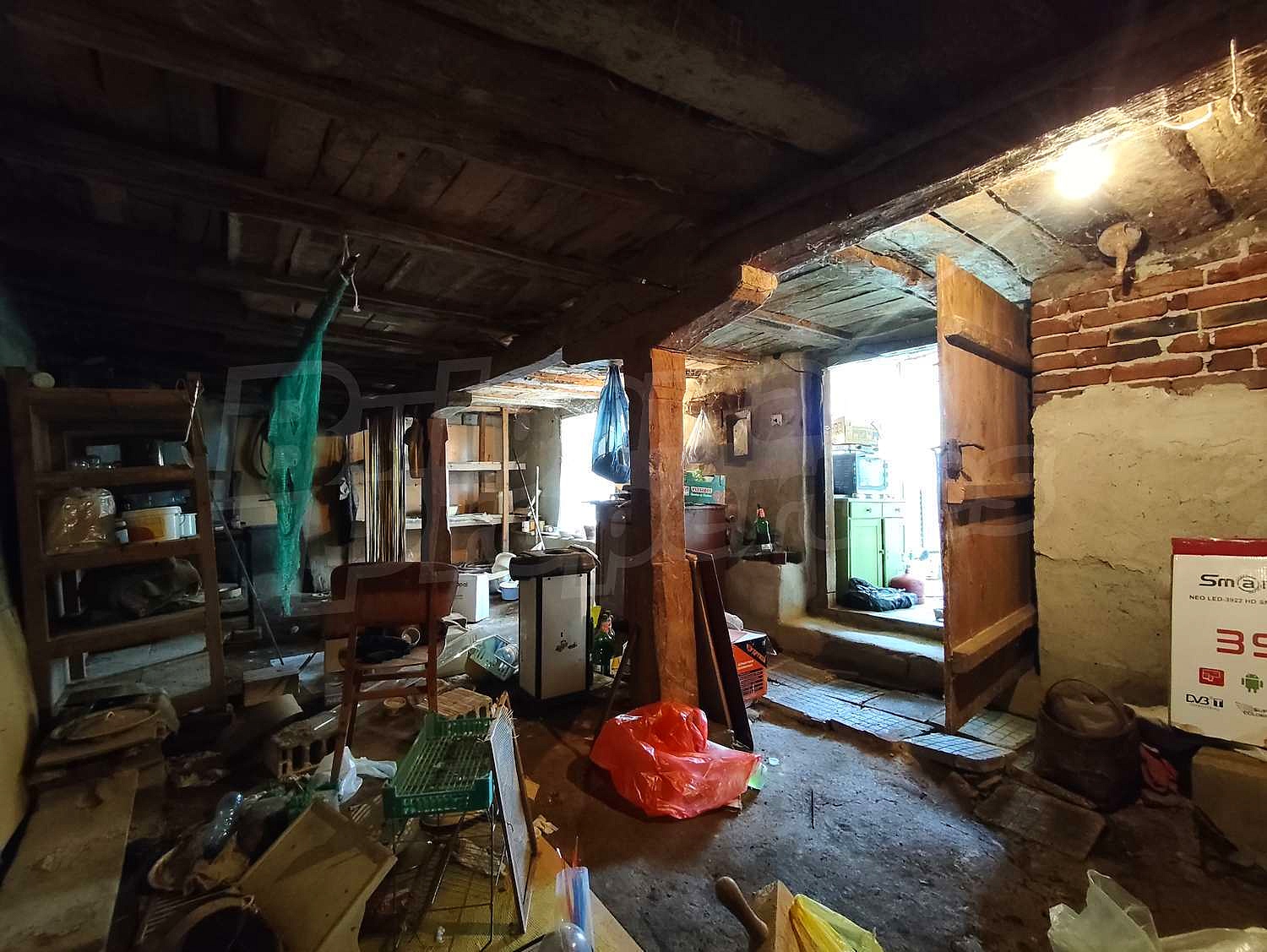 Gallery Picture 11