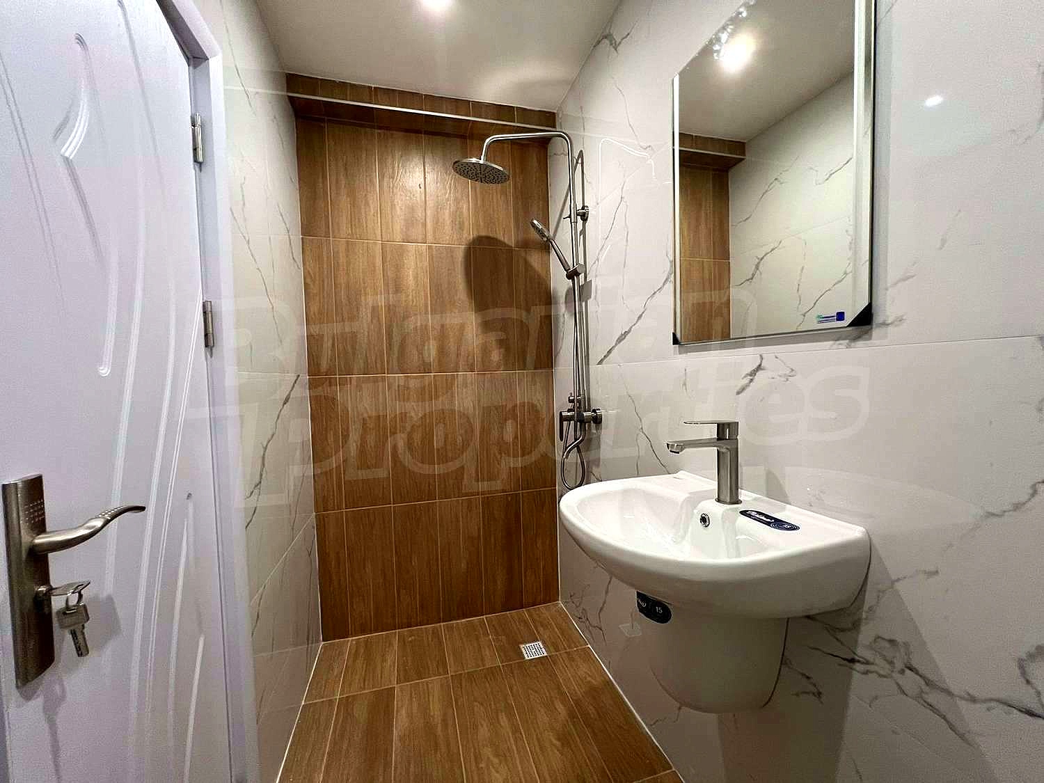 Gallery Picture 10