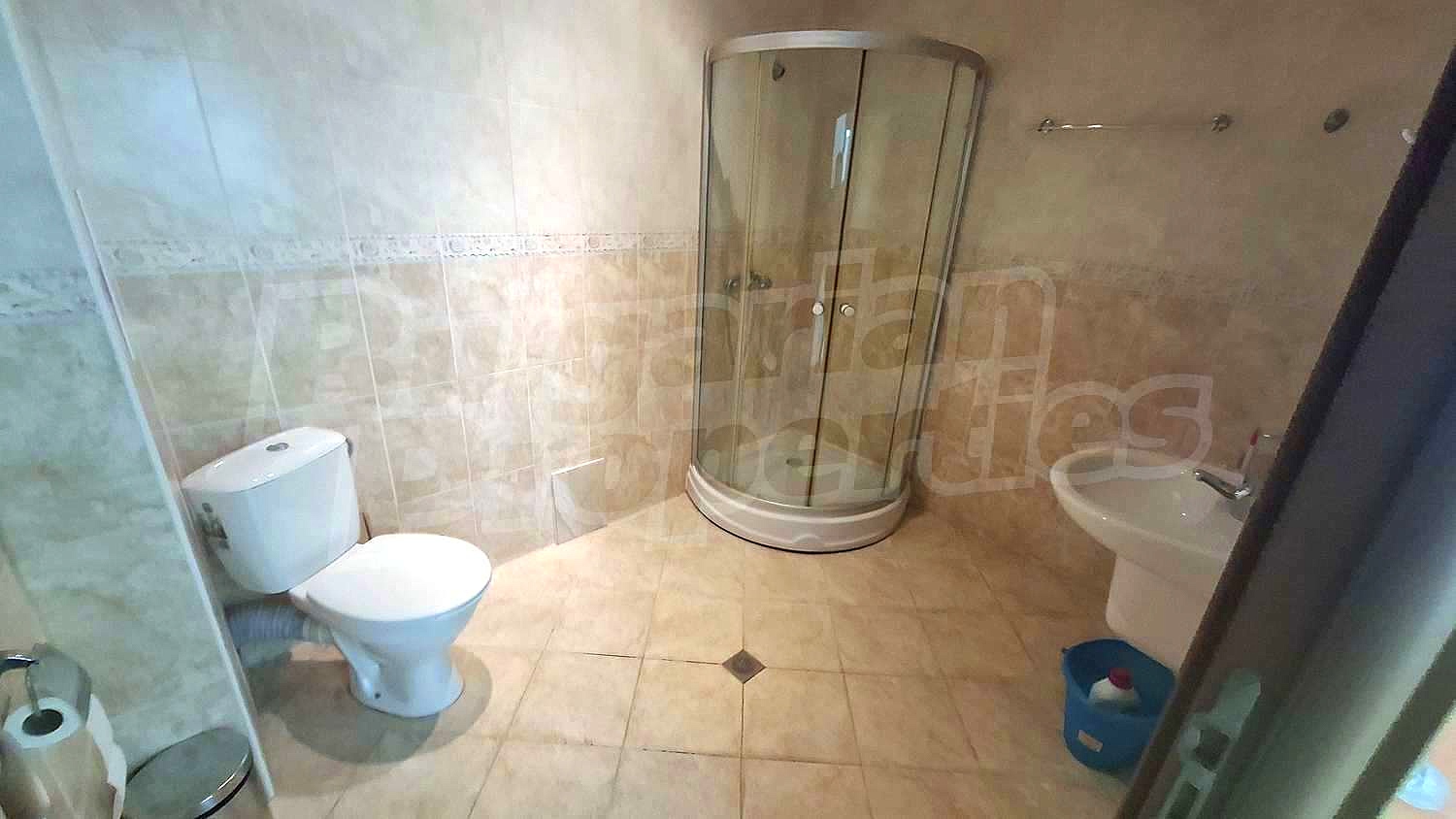 Gallery Picture 18