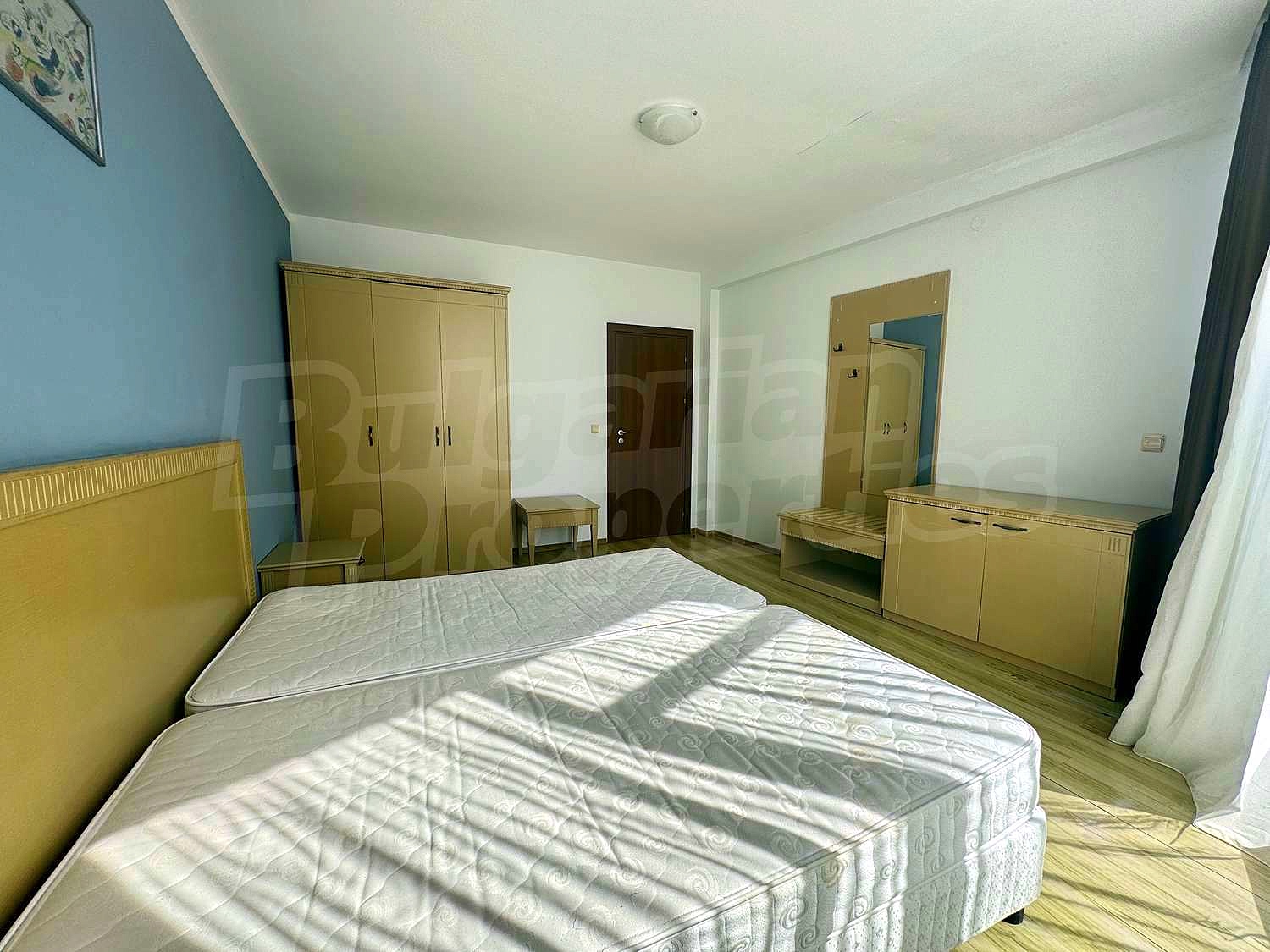 Gallery Picture 19