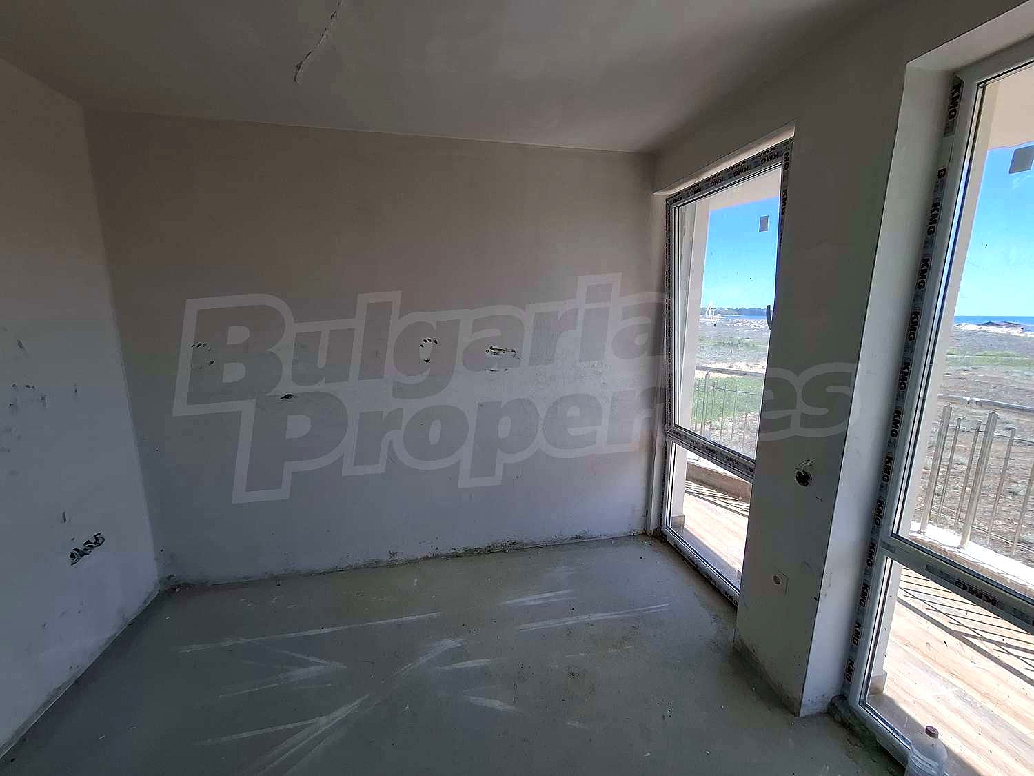 Gallery Picture 10
