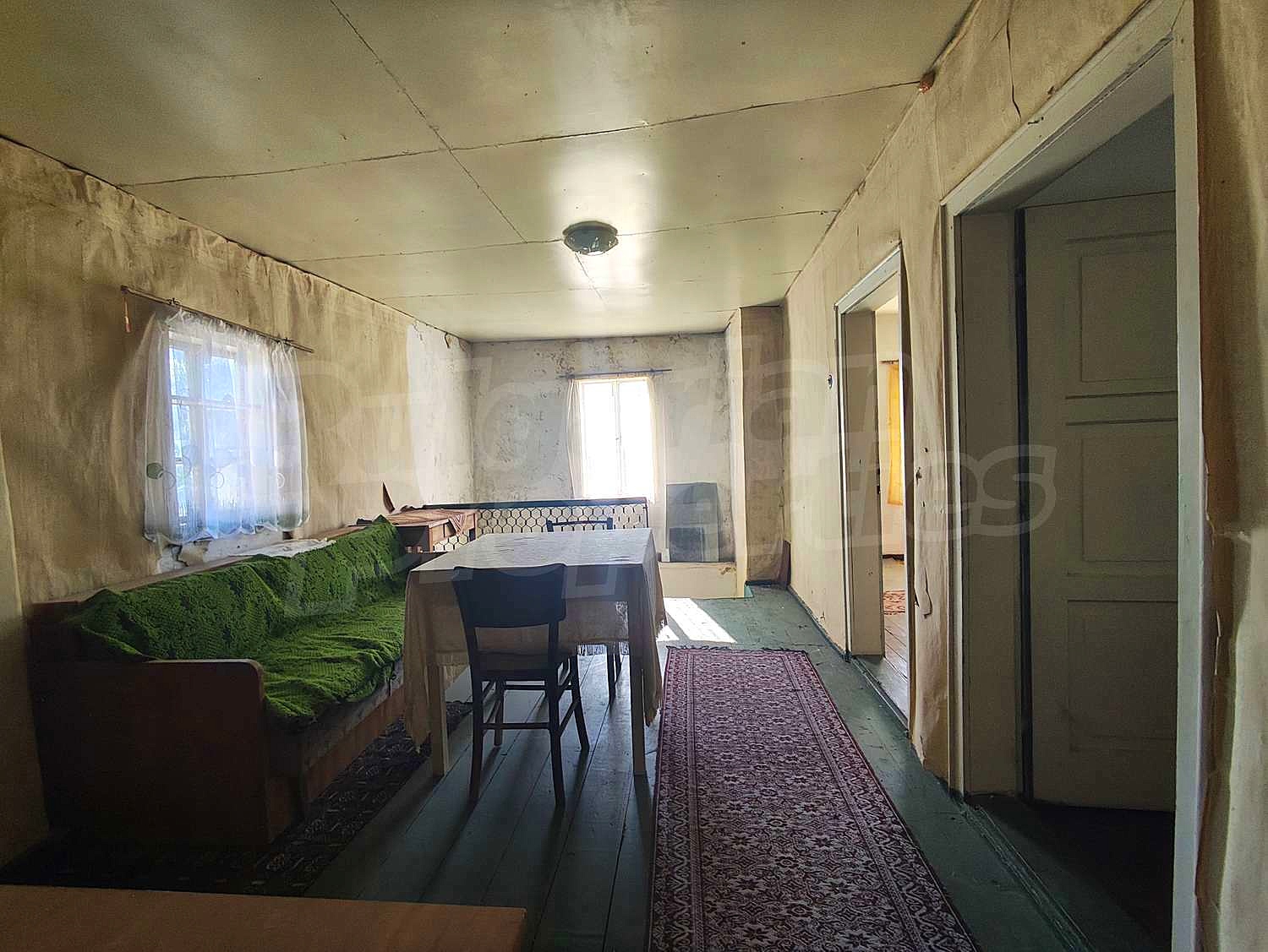 Gallery Picture 12