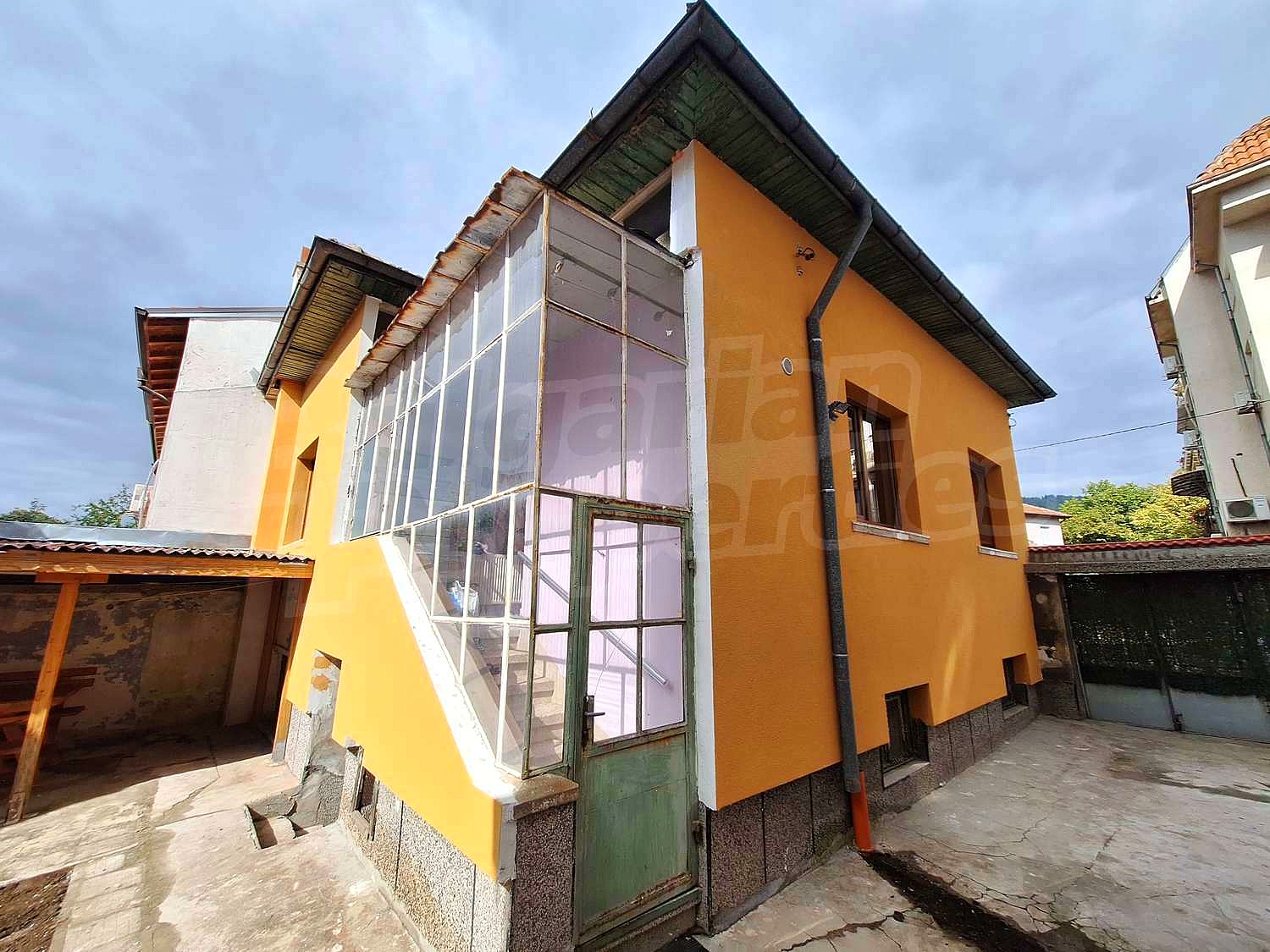 Gallery Picture 3