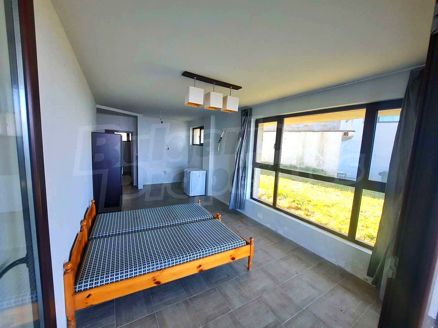Gallery Picture 4