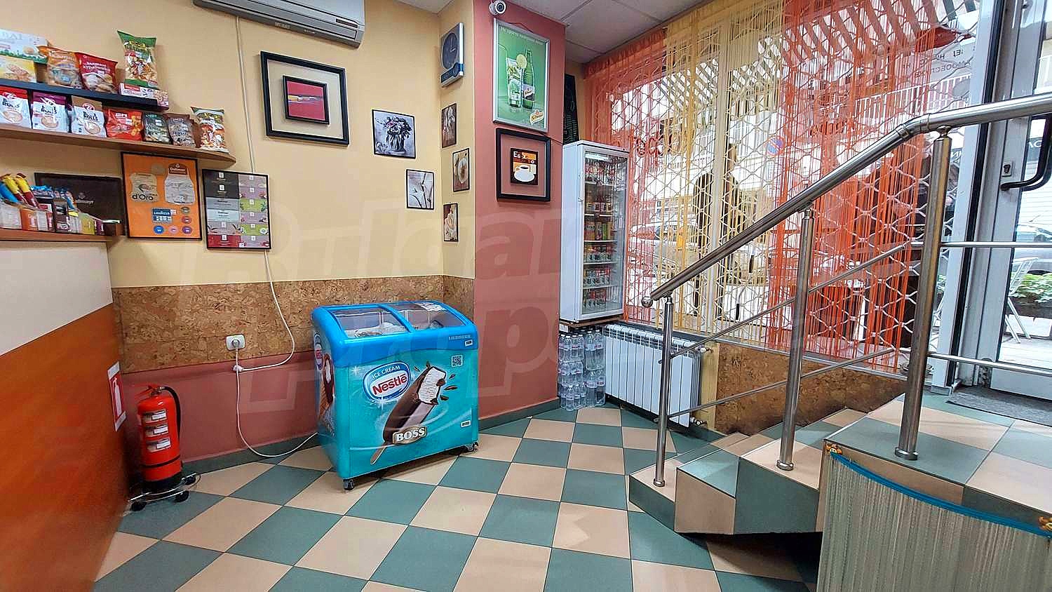 Gallery Picture 5