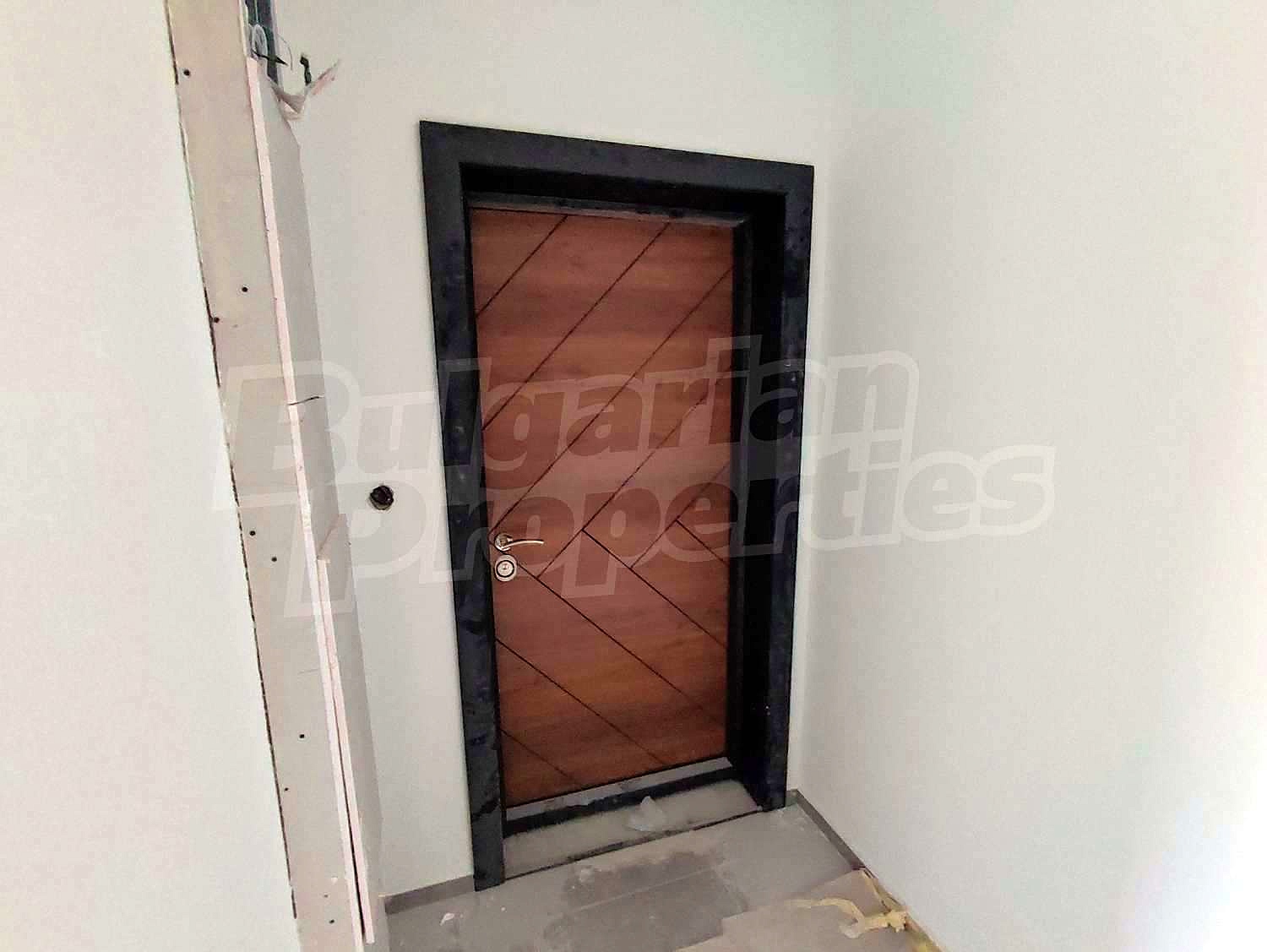 Gallery Picture 10