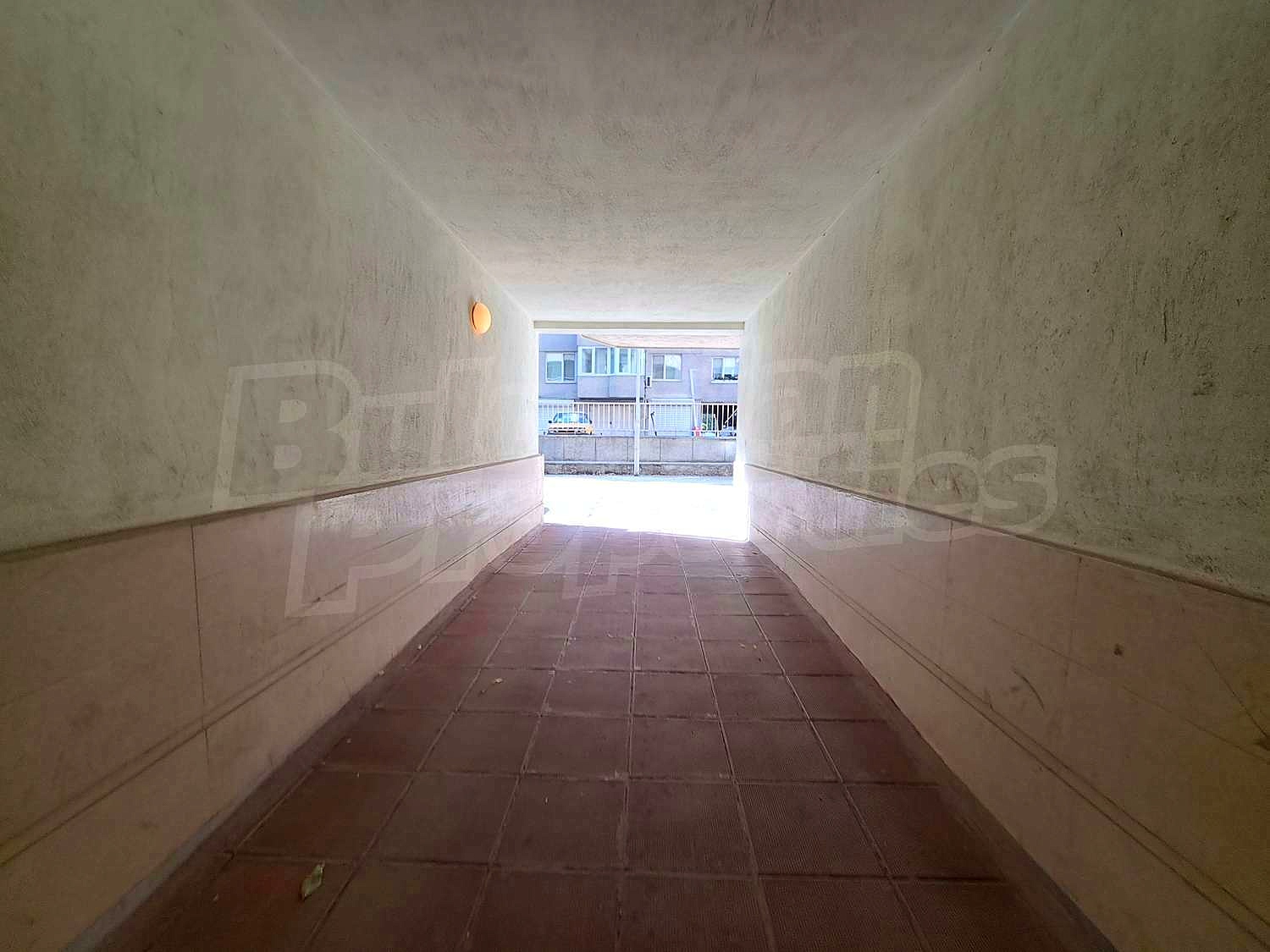 Gallery Picture 15