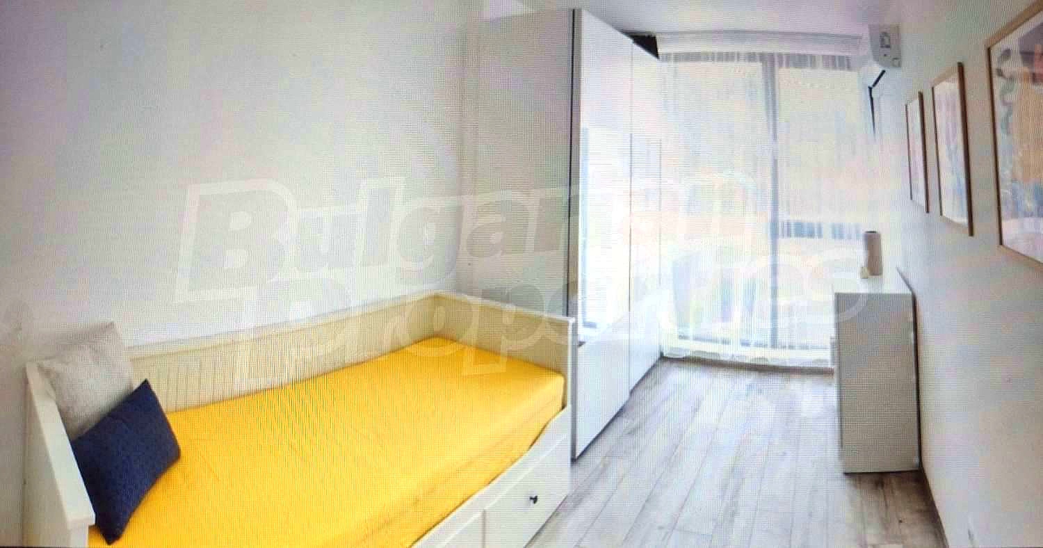 Gallery Picture 5