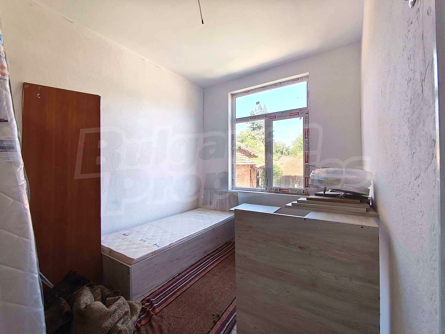 Gallery Picture 24