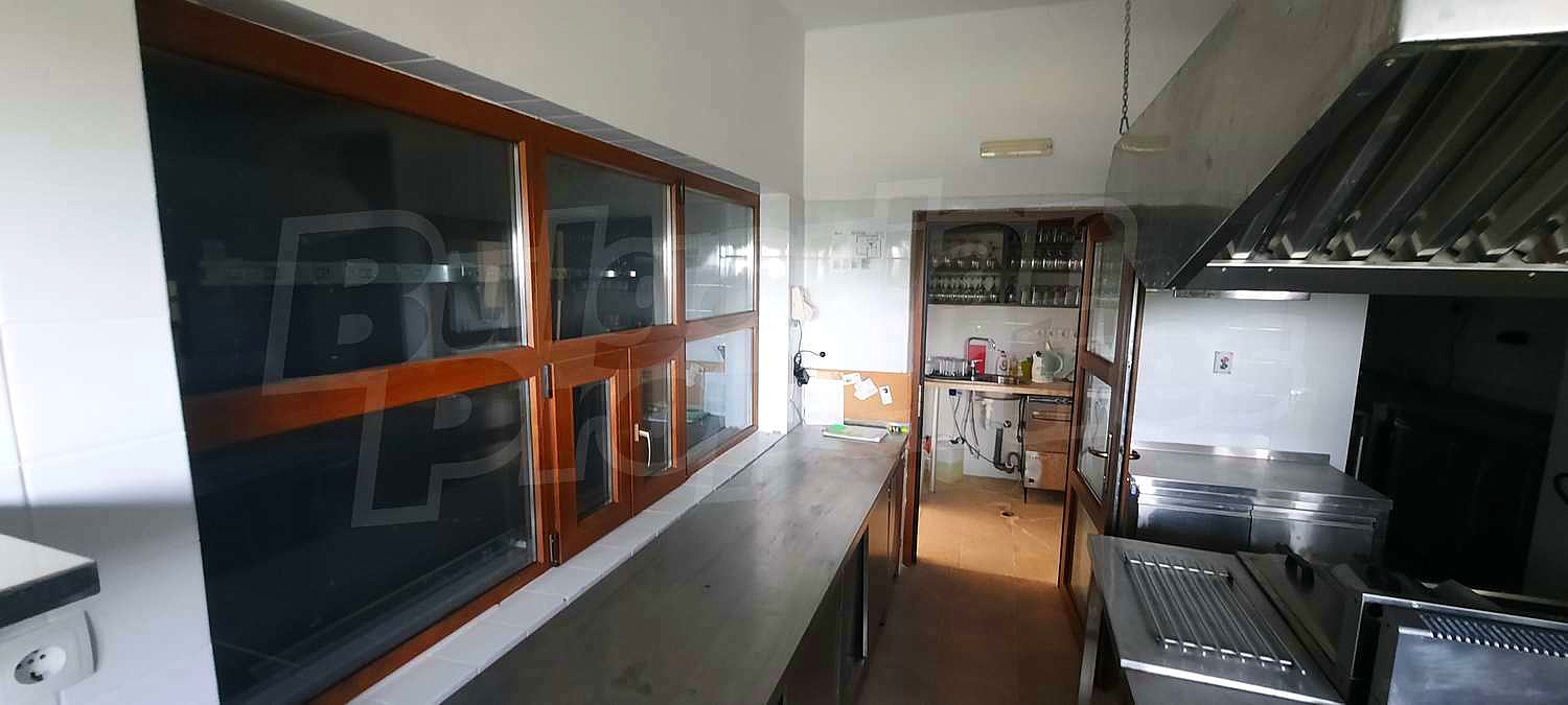 Gallery Picture 29
