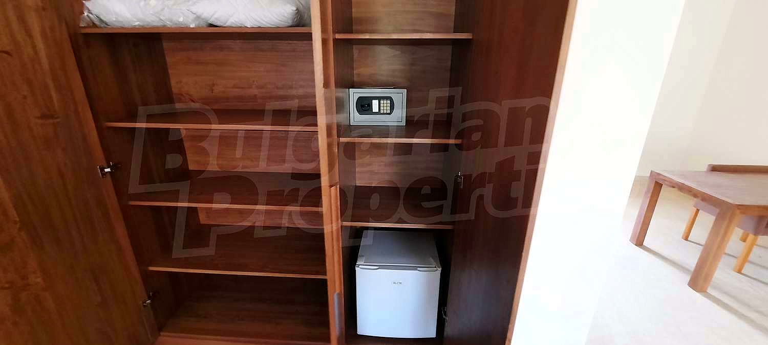 Gallery Picture 38