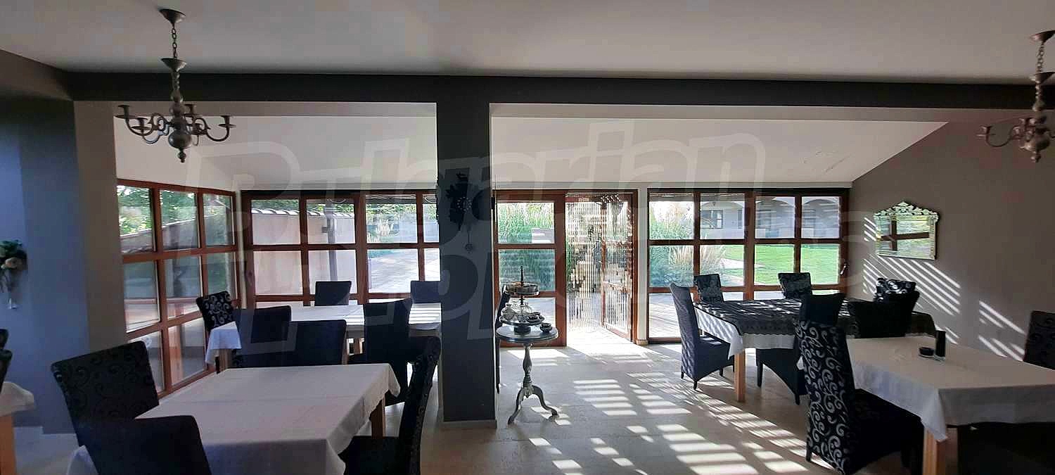 Gallery Picture 47