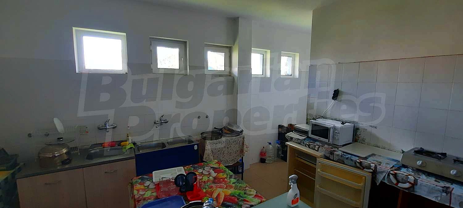 Gallery Picture 25