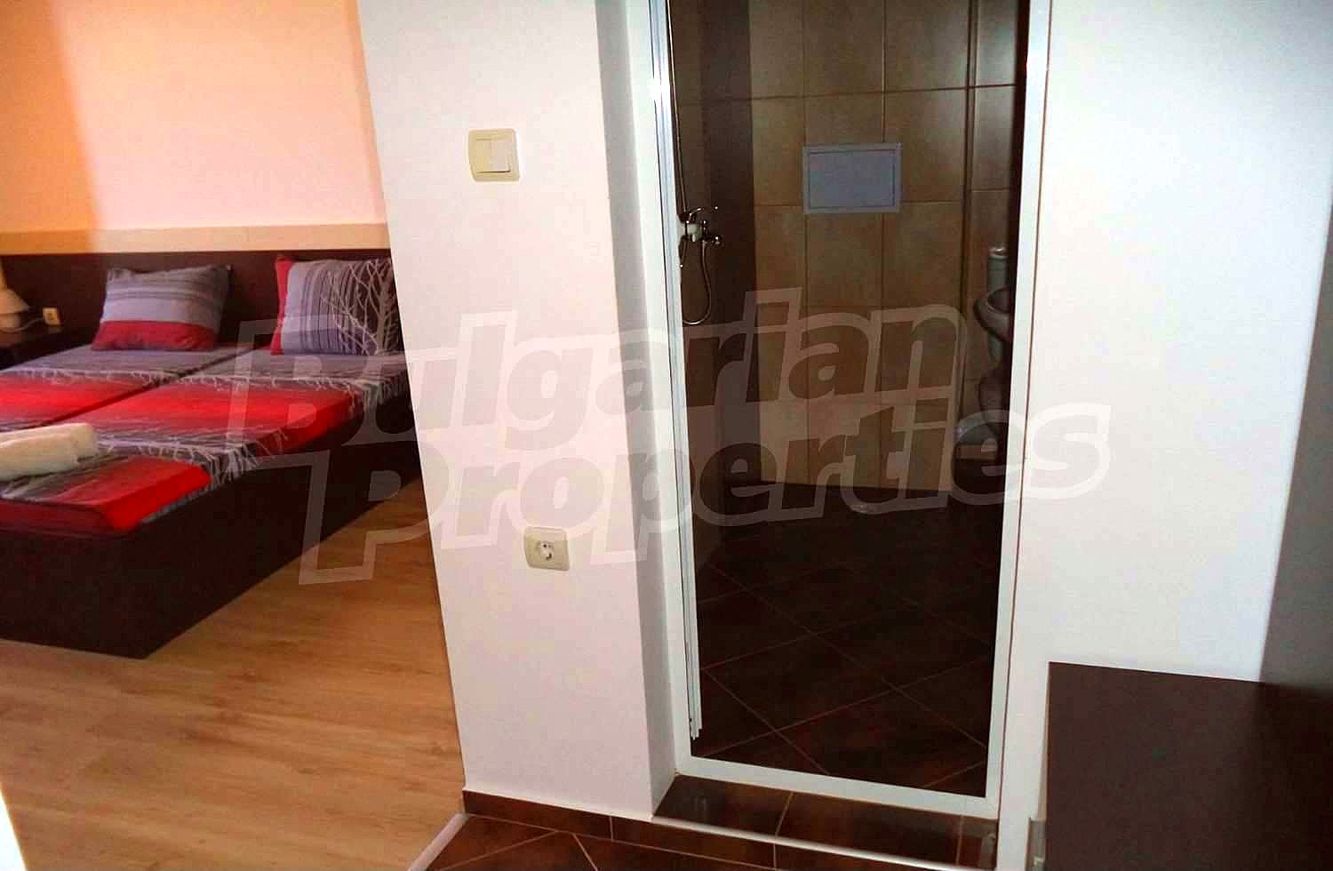 Gallery Picture 21