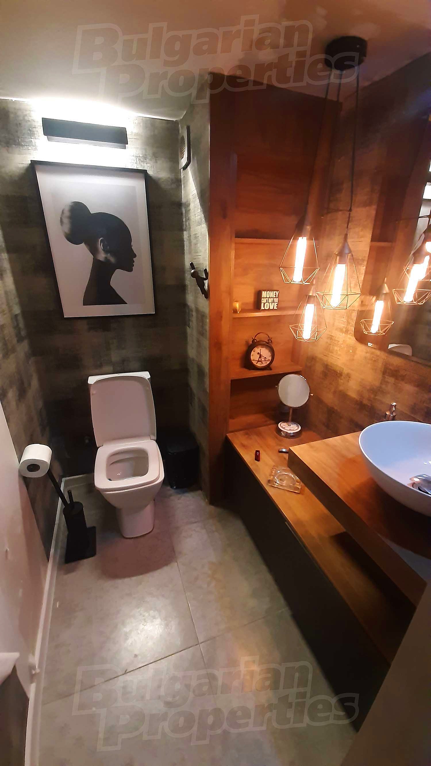 Gallery Picture 14