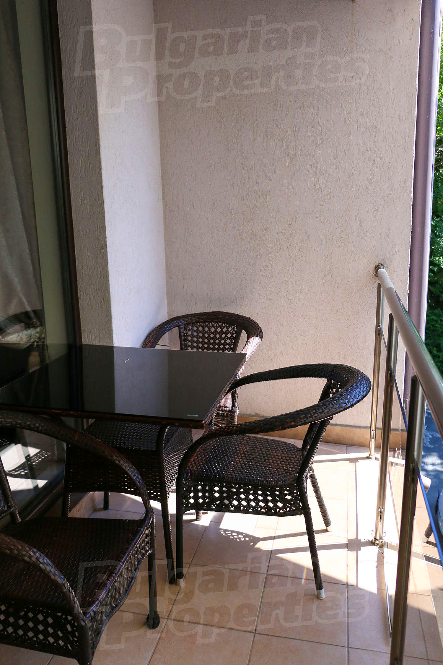 Gallery Picture 10