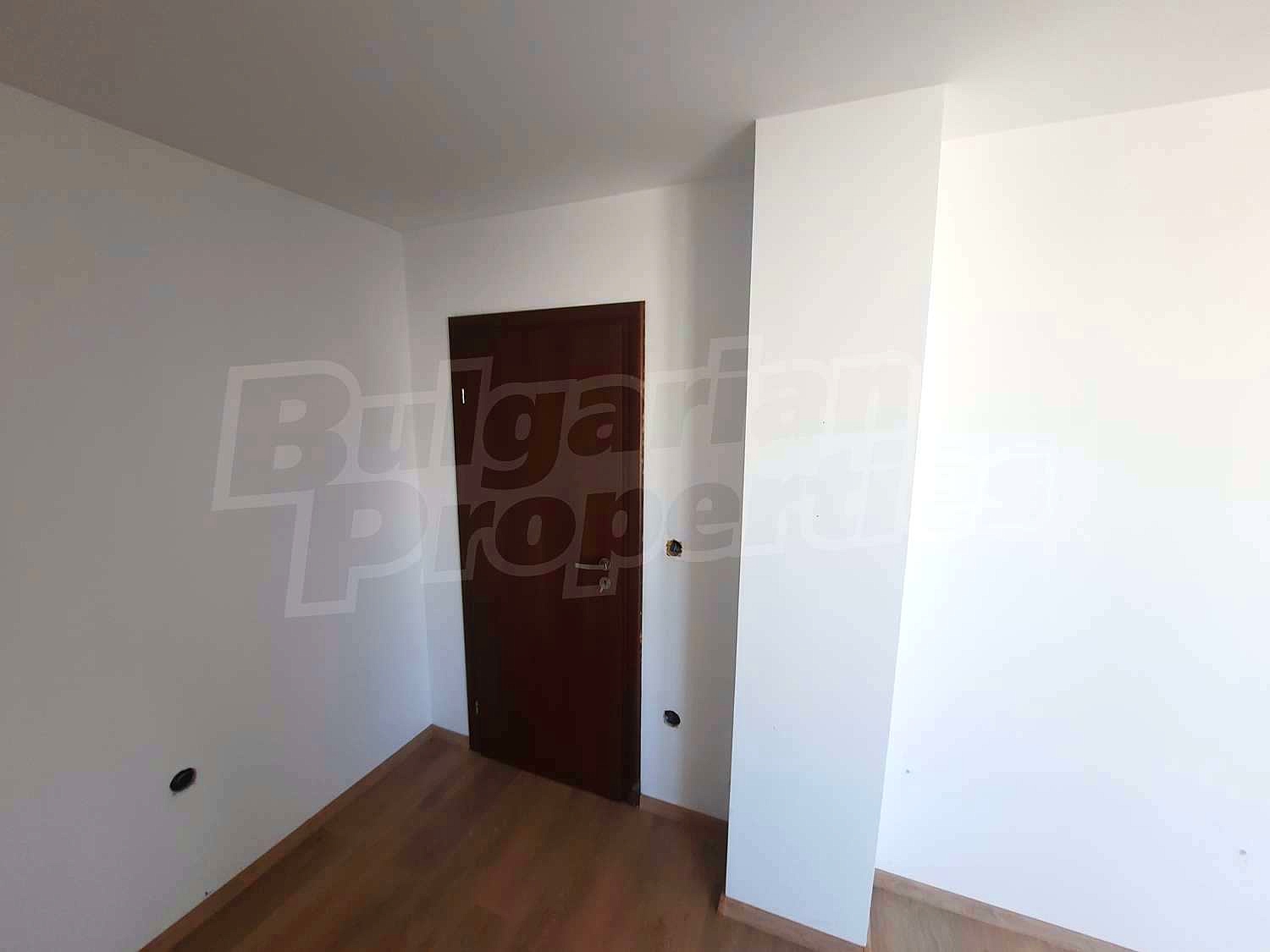 Gallery Picture 13