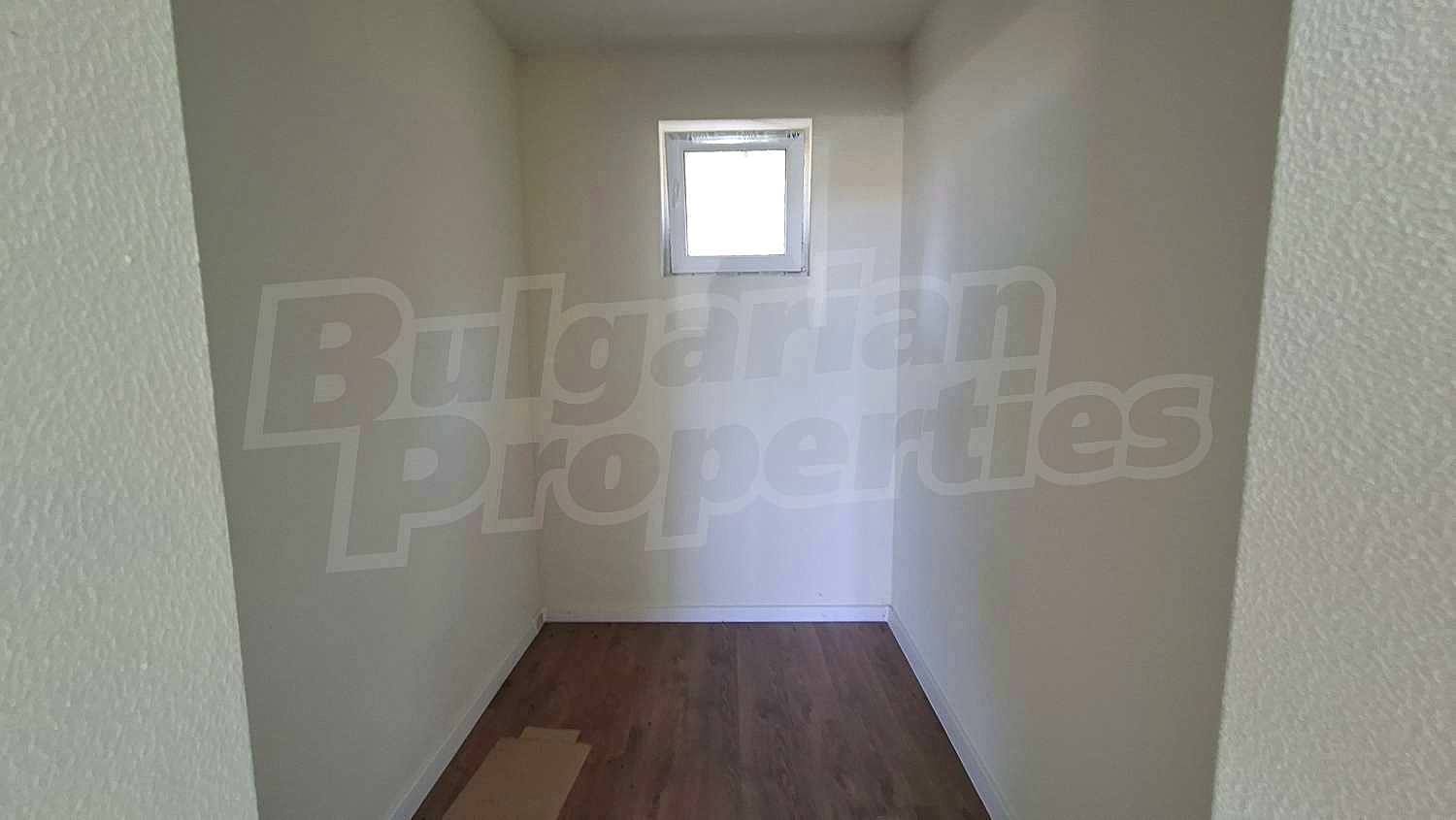 Gallery Picture 19