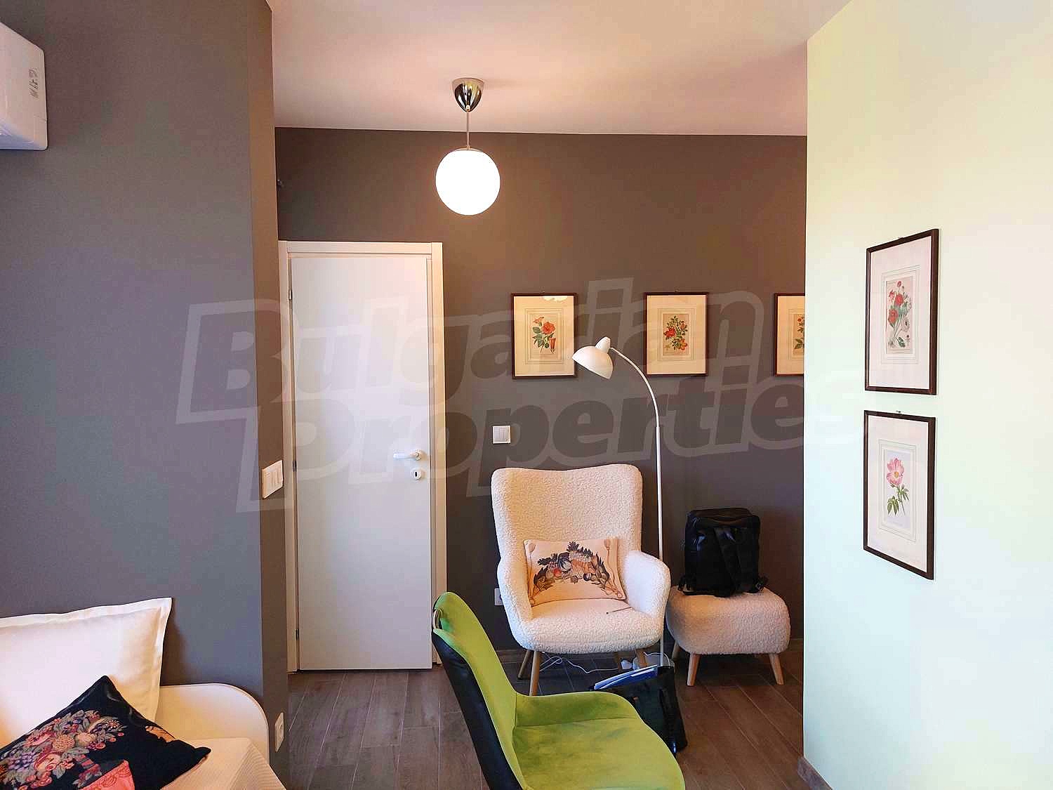 Gallery Picture 3