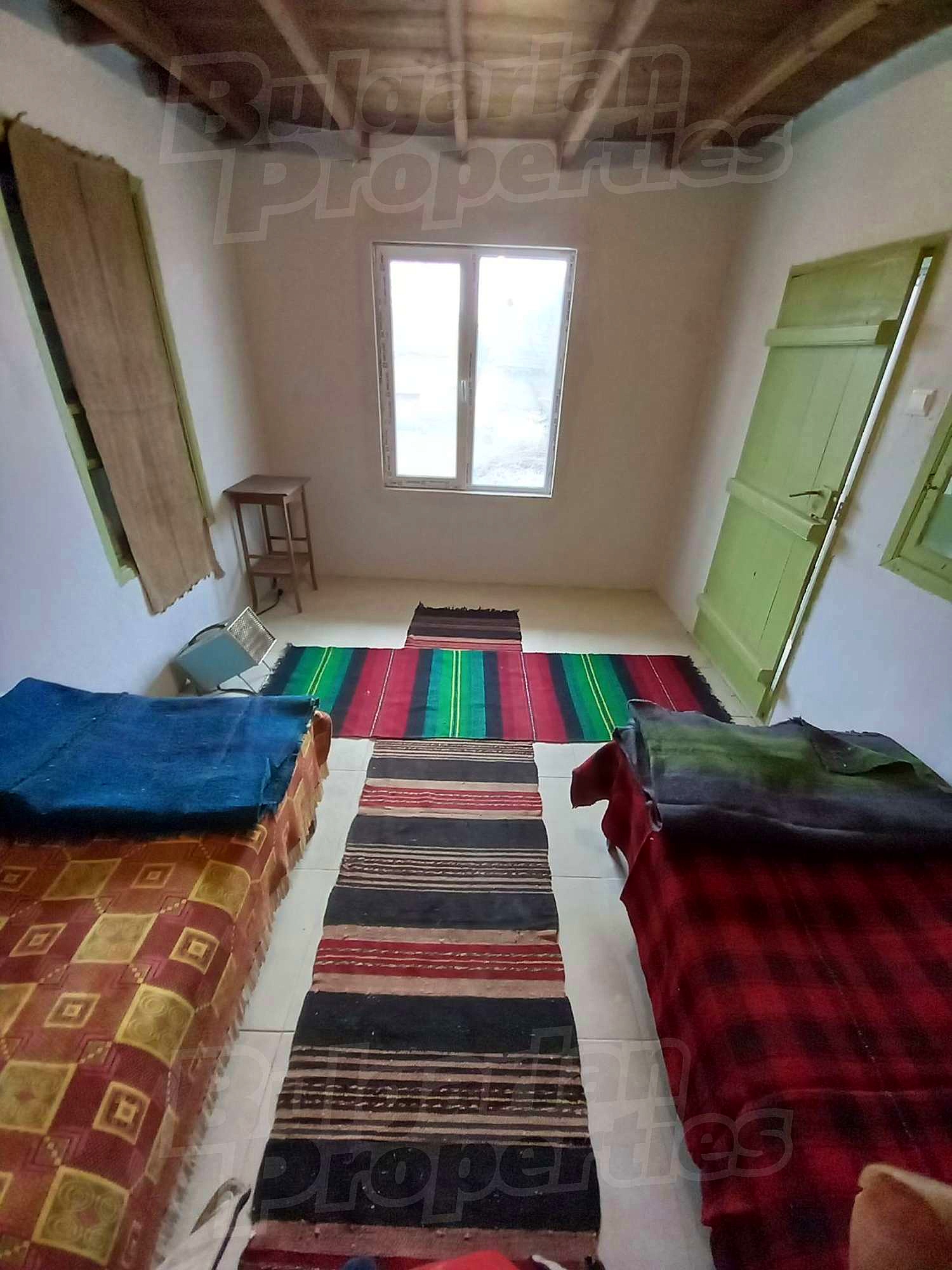 Gallery Picture 15