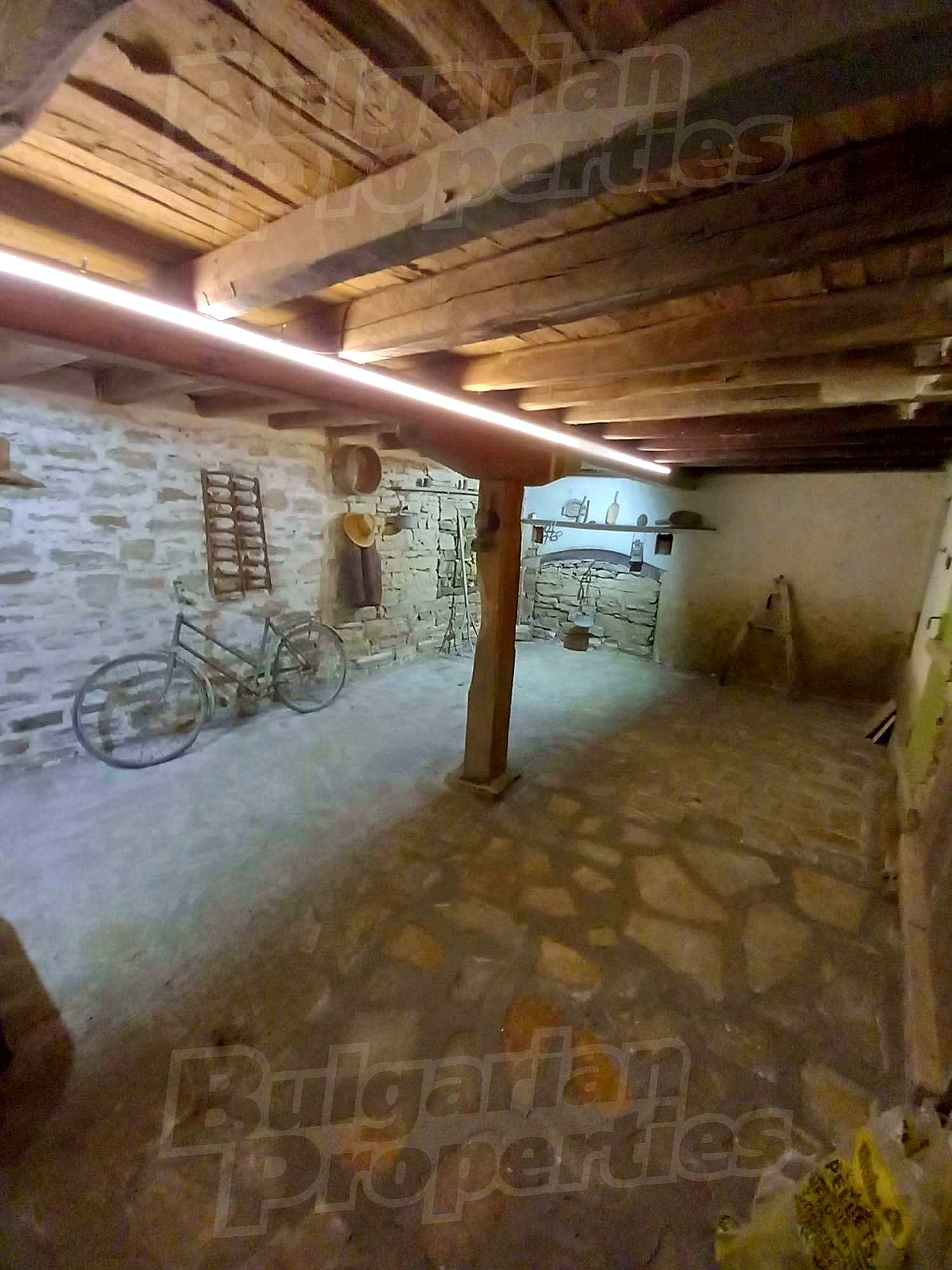 Gallery Picture 18