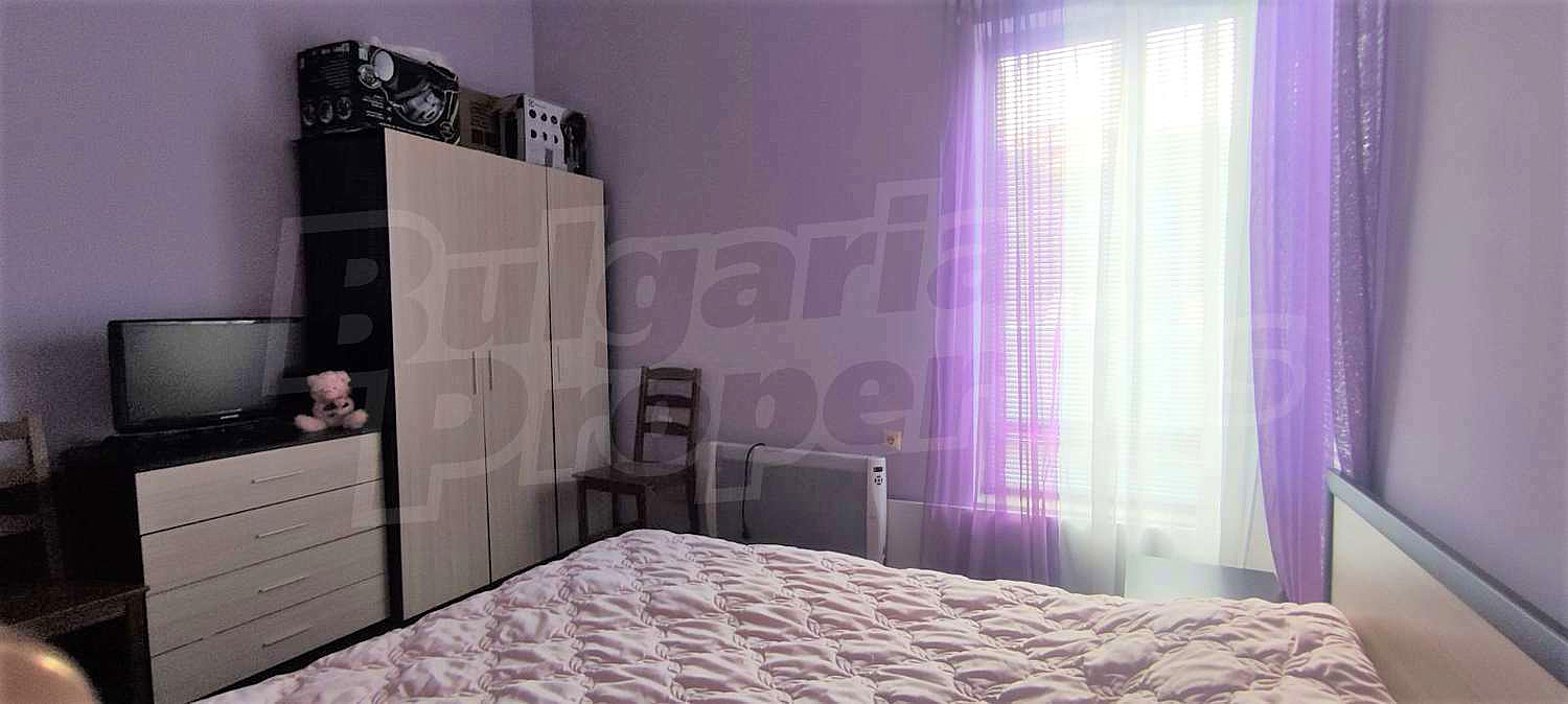 Gallery Picture 8