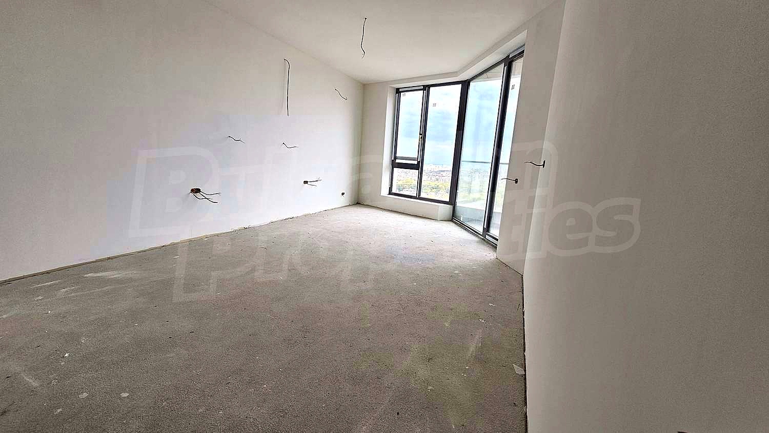 Gallery Picture 13