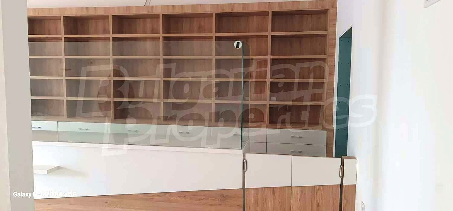 Gallery Picture 8