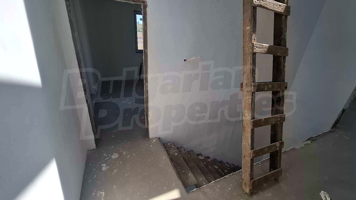 Gallery Picture 17