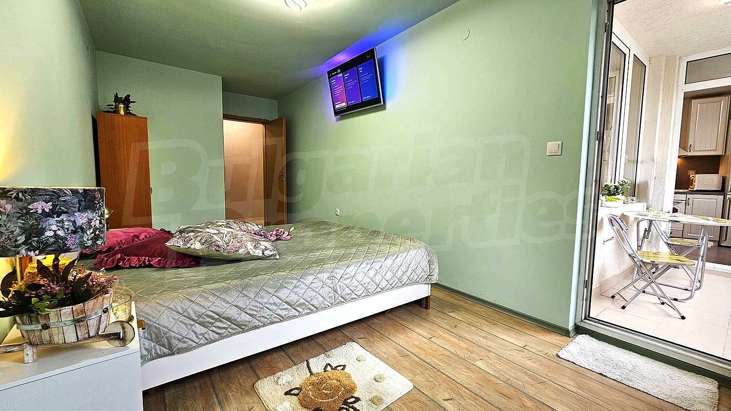 Gallery Picture 5