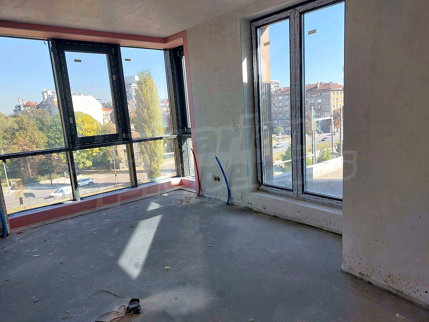 Gallery Picture 2