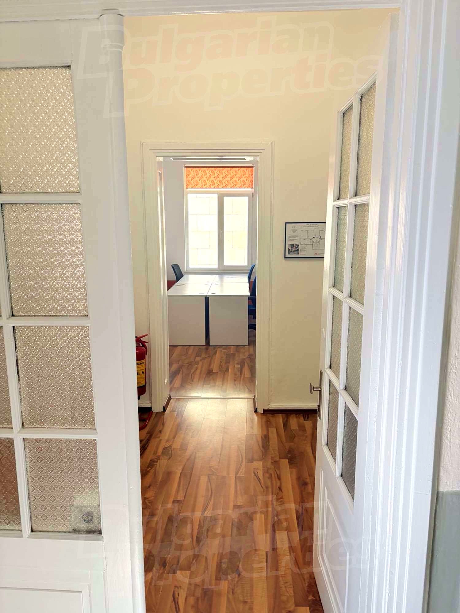 Gallery Picture 8