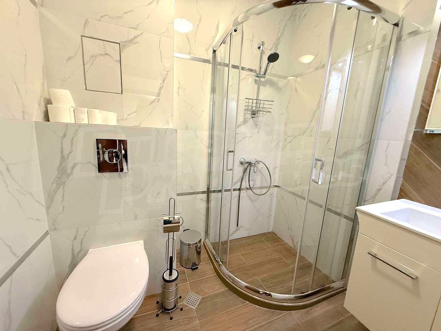 Gallery Picture 46