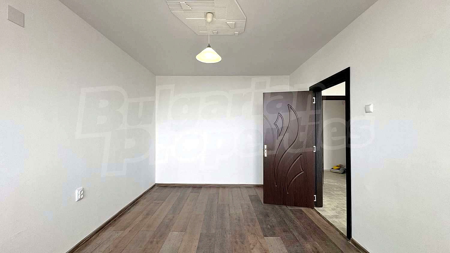 Gallery Picture 13