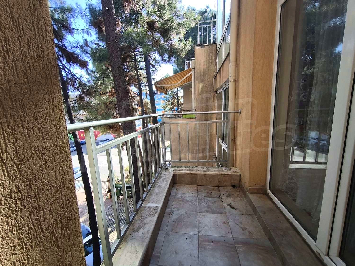 Gallery Picture 15