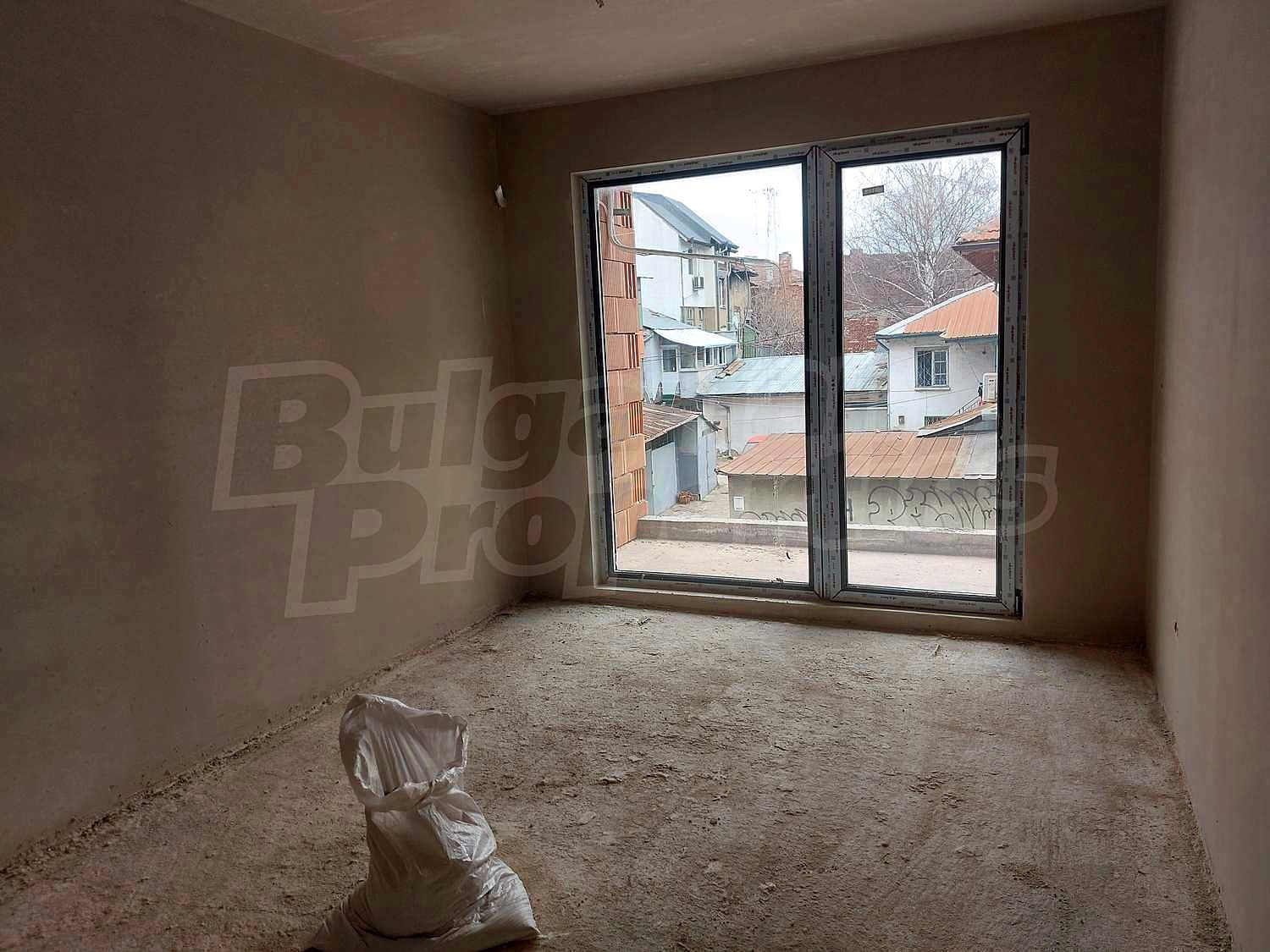 Gallery Picture 33