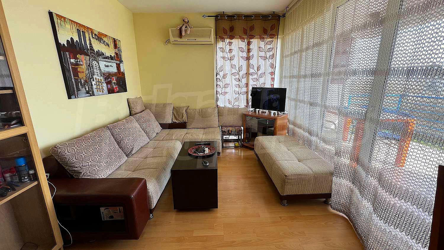Gallery Picture 12
