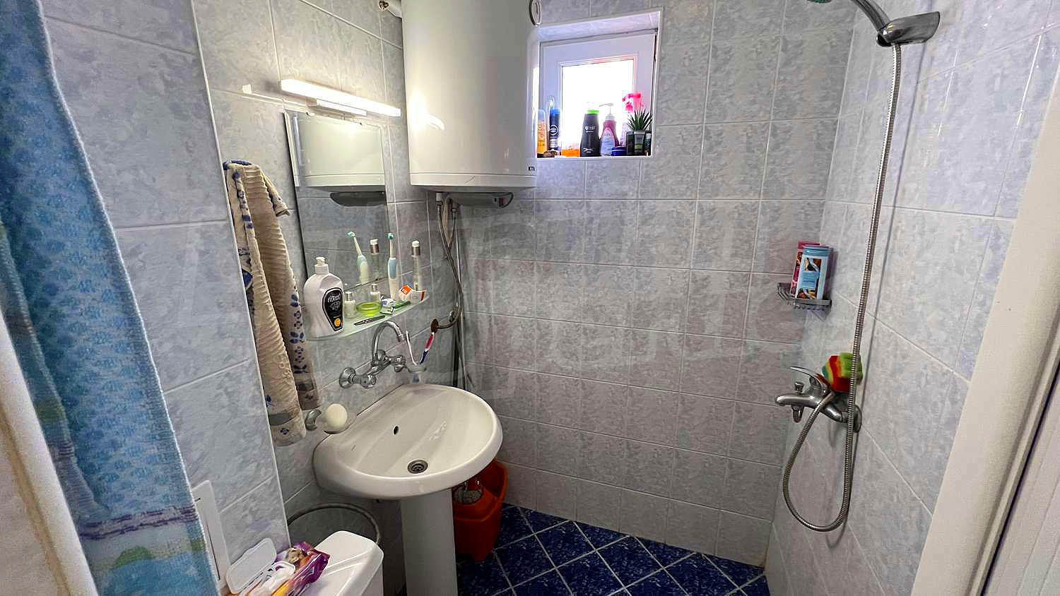 Gallery Picture 18