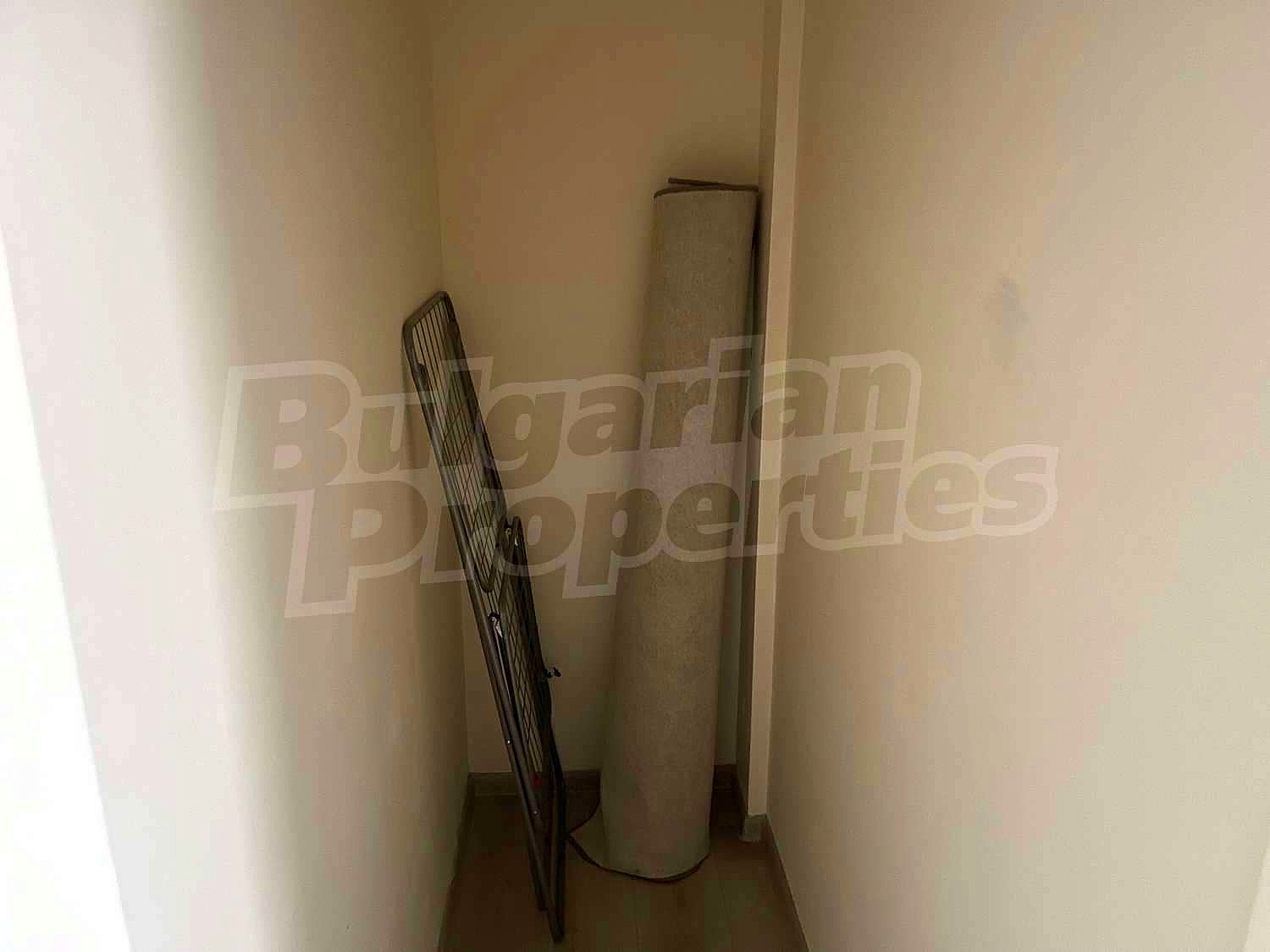 Gallery Picture 16