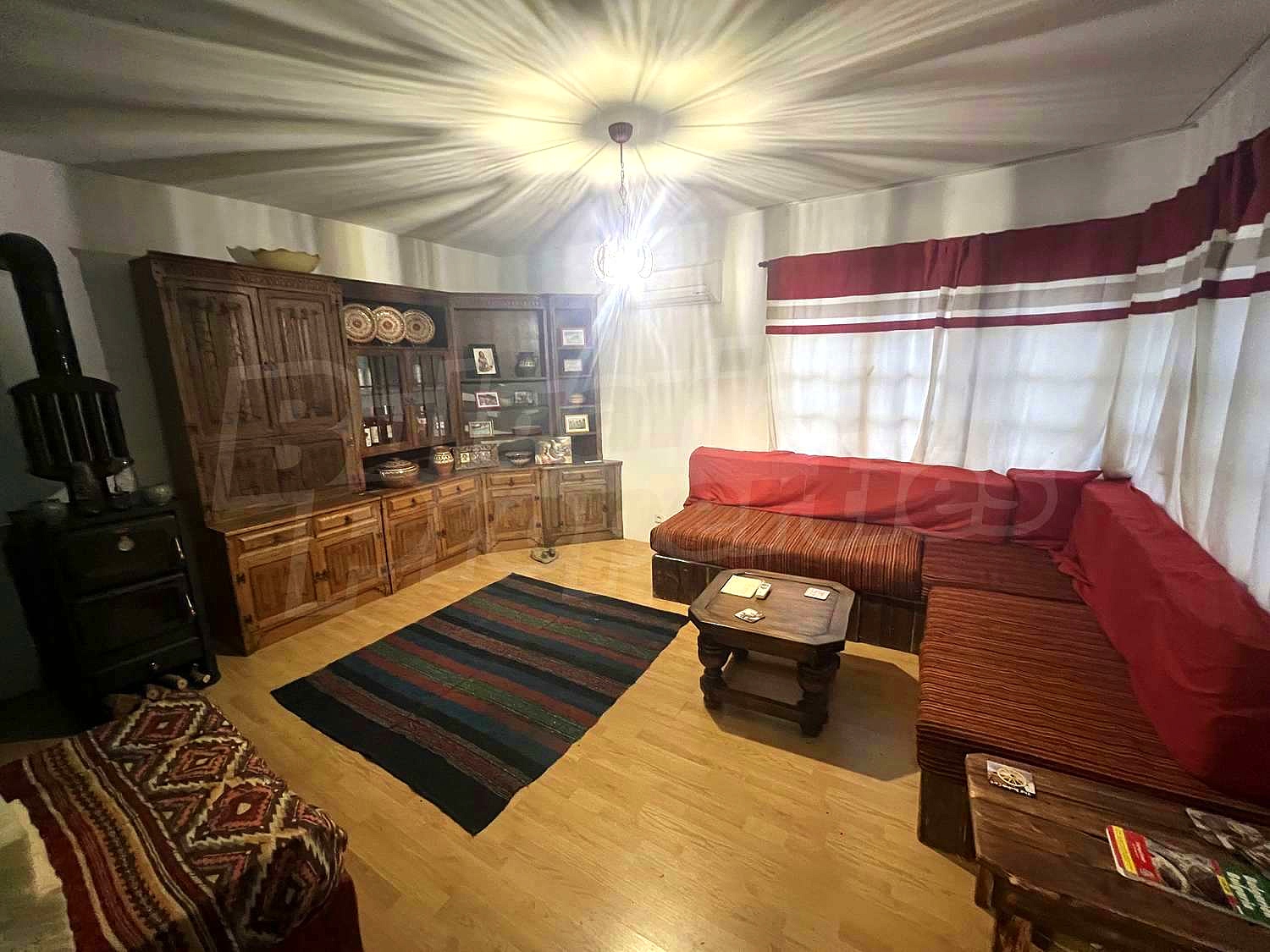 Gallery Picture 4