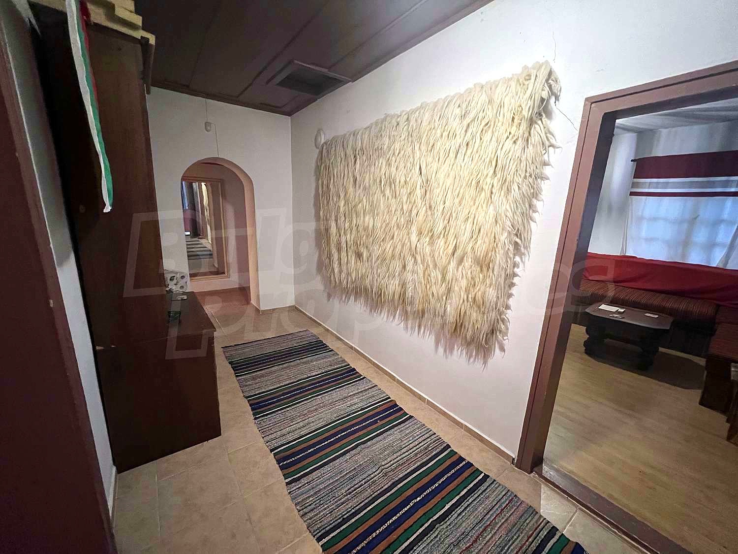 Gallery Picture 12