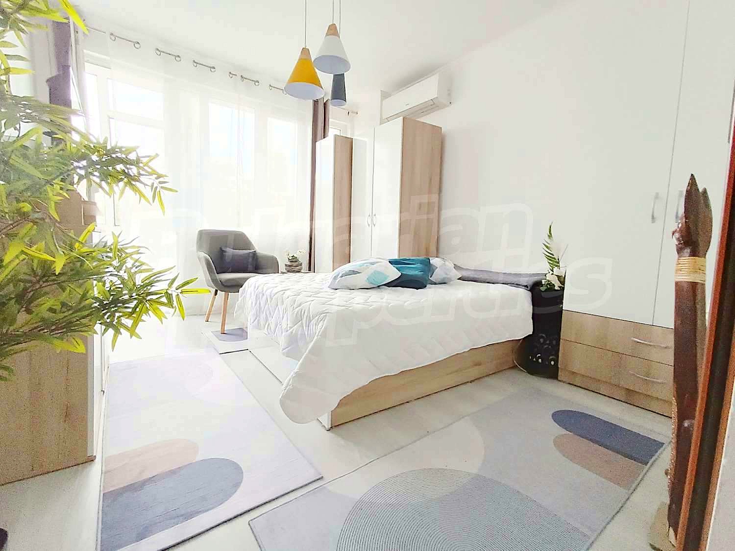 Gallery Picture 7
