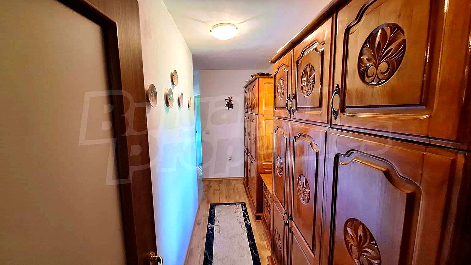 Gallery Picture 28