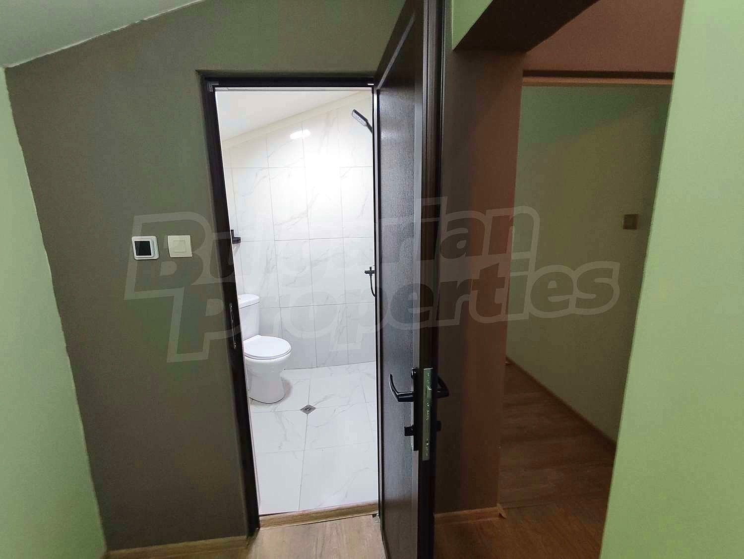 Gallery Picture 33