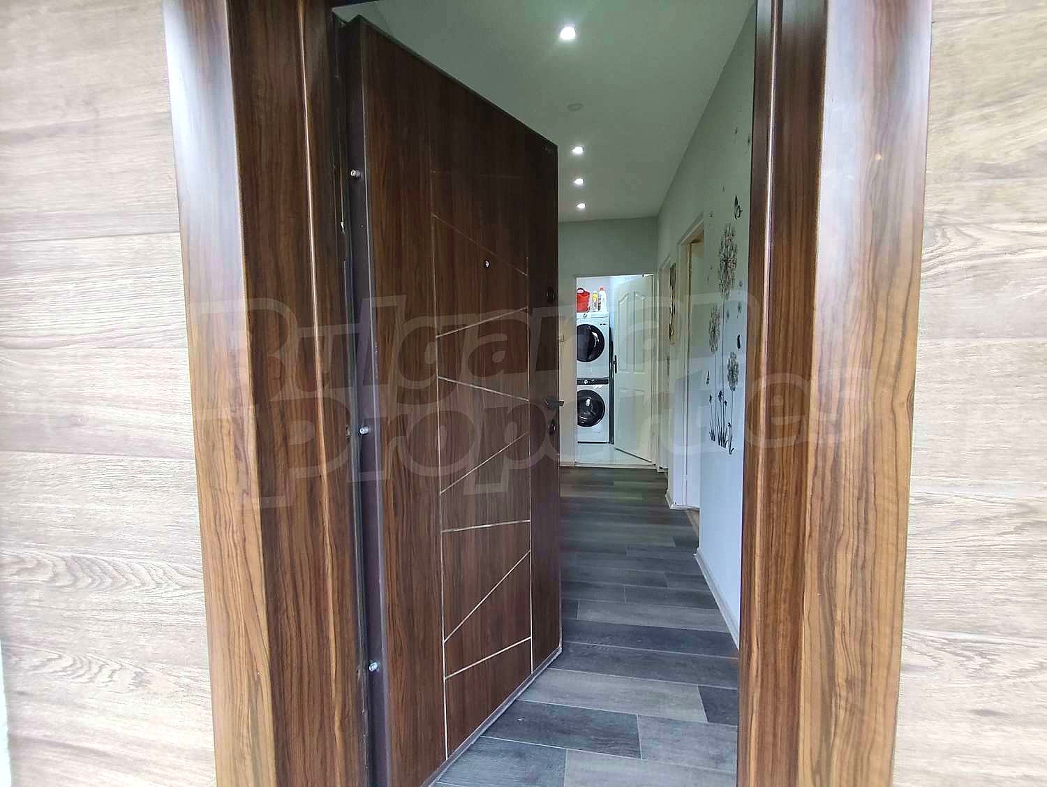 Gallery Picture 6