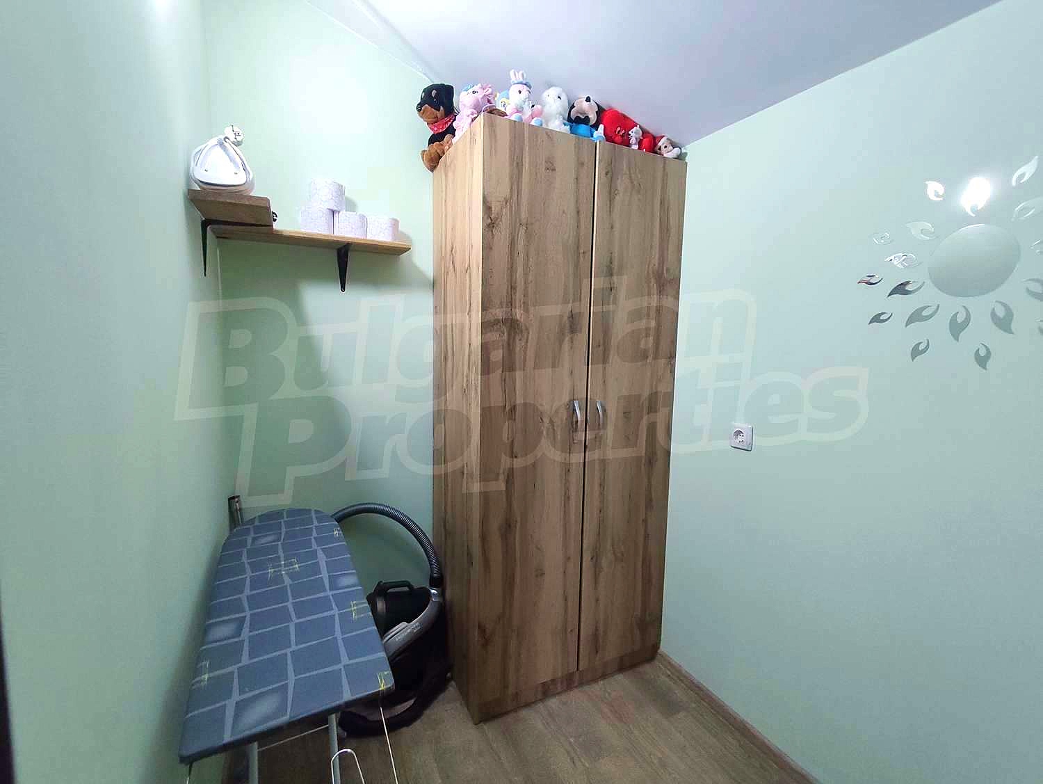 Gallery Picture 32