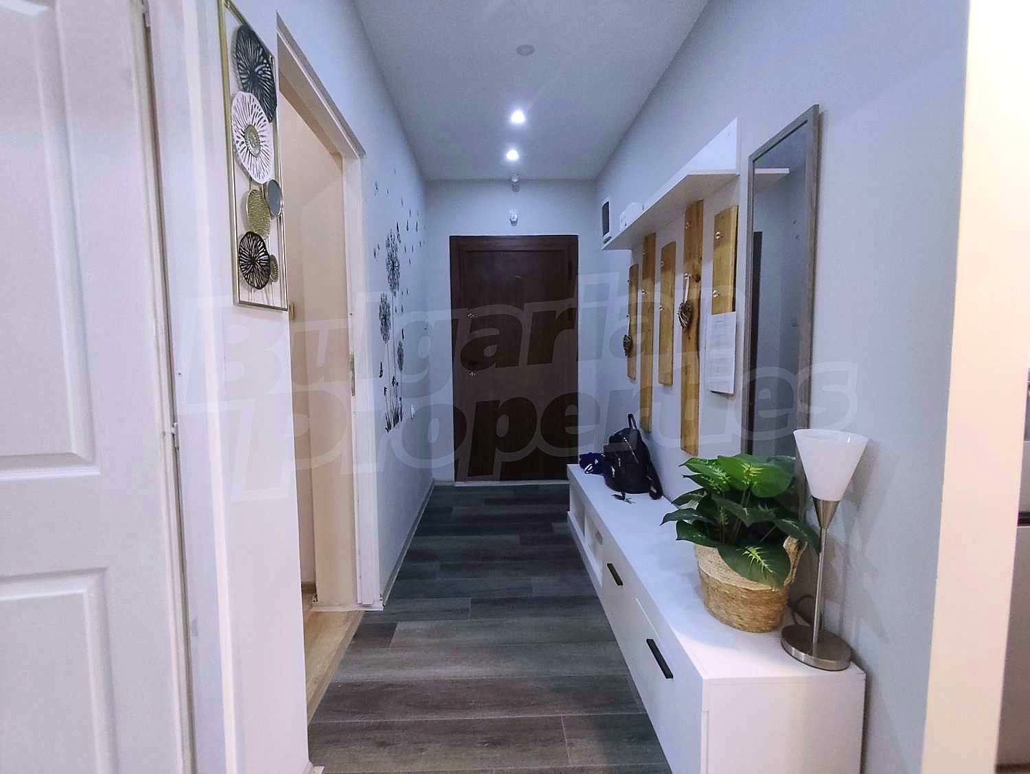 Gallery Picture 8