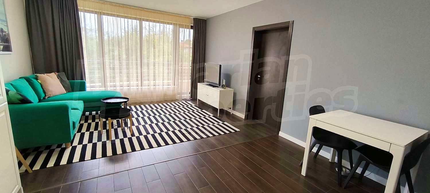 Gallery Picture 2