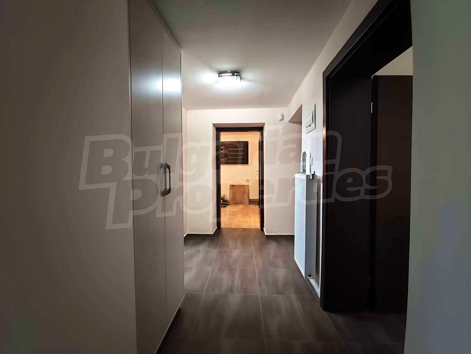Gallery Picture 25